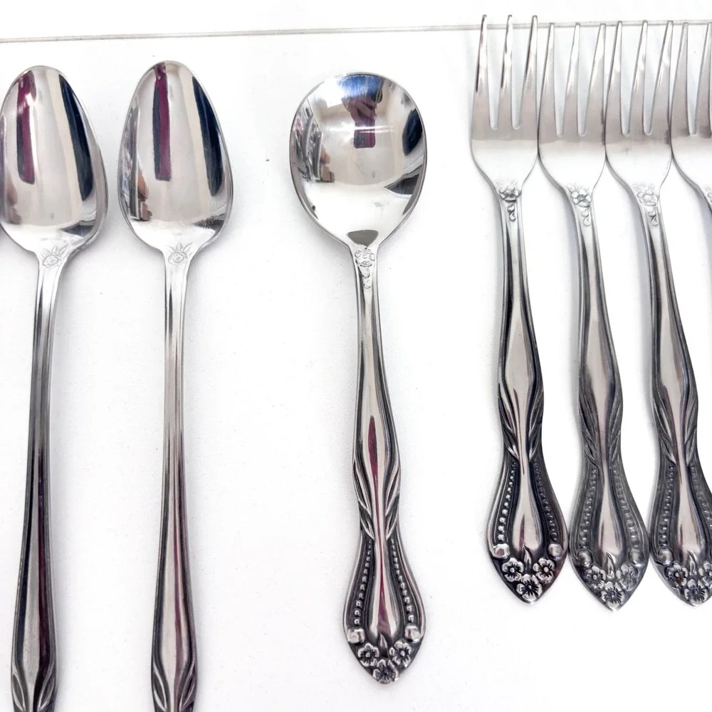 Vintage 28 Piece Lifetime Stainless Steel Silverware Flatware Set Korea Floral